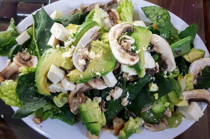 Ensalada Verde con Champiñones